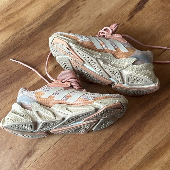 Adidas Jetboost Sneaker - Picture 4 of 8